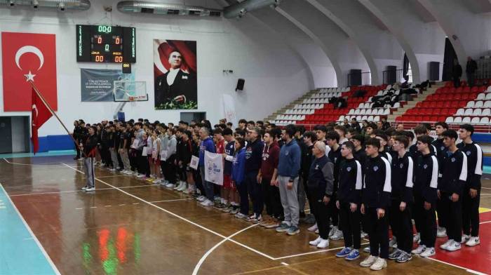 Aydın’da Potanın Genç Yıldızları Grup Birinciliği İçin Sahada