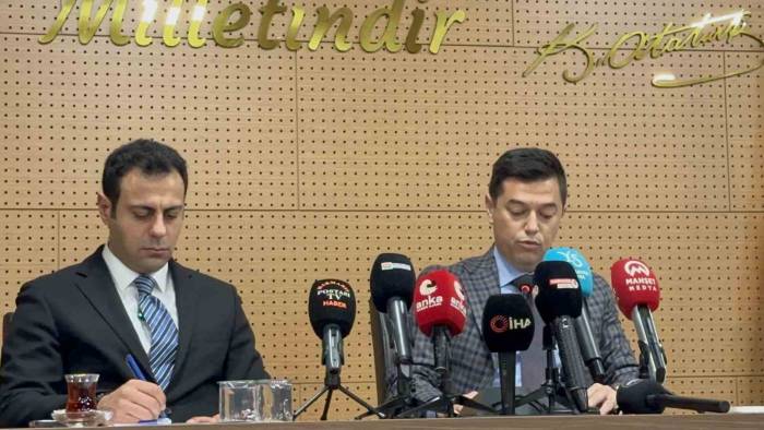 Marmaris Belediye Başkanı Ünlü’den ’kızılbük Gyo’ Açıklaması: "Projeye İmza Atan Marmaris Belediyesi’nin Eski Yöneticileri Hakkında Suç Duyurusunda Bulunulacak"