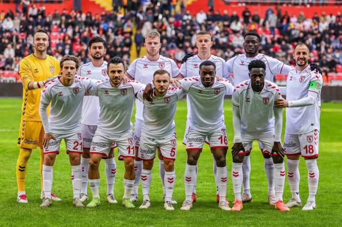 Samsunspor’un Zirve Mücadelesi Sürüyor