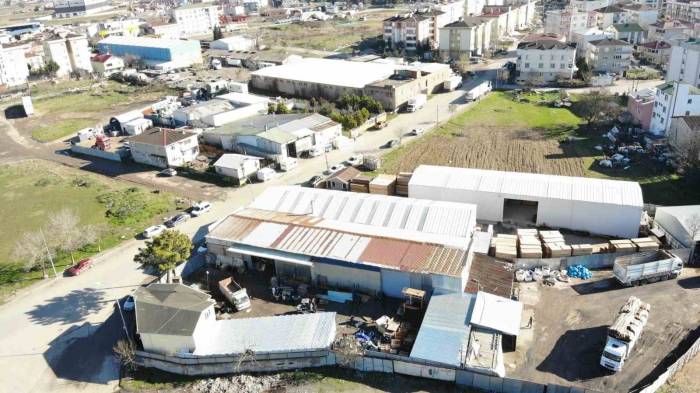 Tuzla’da Kaçak Yapı Mahalle Sakinlerini İsyan Ettirdi