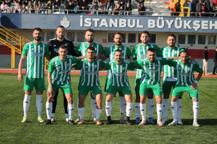 cayelispor-75-dakika-onde-oldugu-karsilasmanin-87-dakikasindan-sonra-yedigi-gollerle-deplasmanda-silivrispora-2-1-yenildi-2.jpg