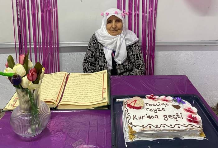 Amasyalı Teslime Nine 4 Ayda Kur’an-ı Kerim Okumayı Öğrendi