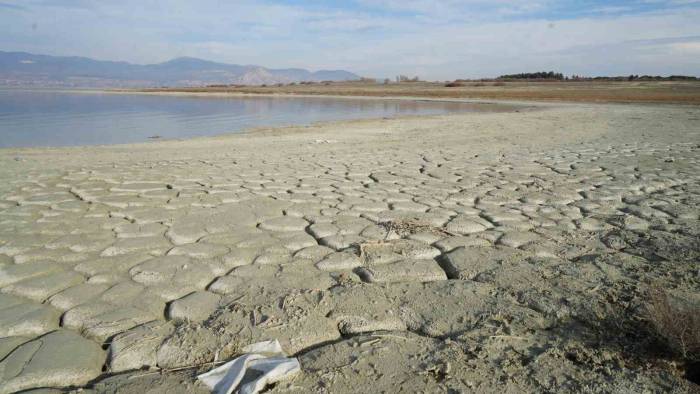 Burdur Gölü’nde Alarm: Su Seviyesi Yarım Asırda 21 Metre Düştü