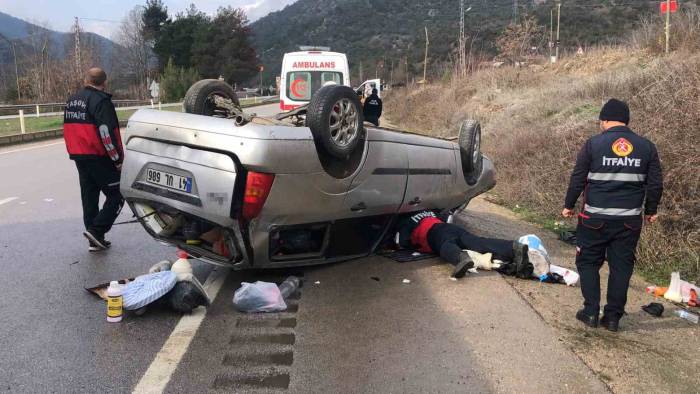 Amasya’da Otomobil Takla Attı: 2’si Çocuk 4 Yaralı