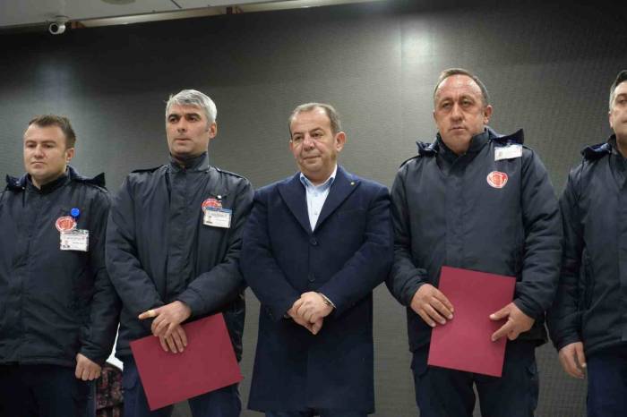 Bolu’da İtfaiye Personeline ‘Hizmet Şeref Belgesi’ Verildi