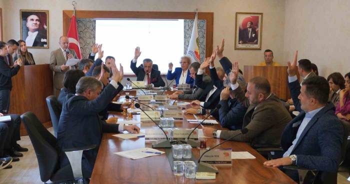 Kemer Belediye Başkanı Necati Topaloğlu: "Kındılçeşme’yi Kaybedersek Kemer Halkına İzahını Yapamayız"