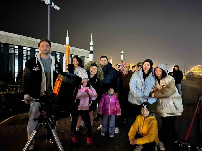 Bilim Merkezi’nde Gökyüzünü Gözlemlediler