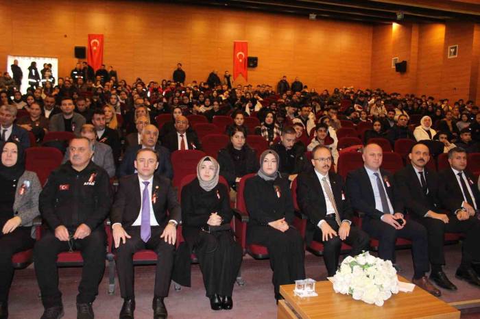Siirt’te 6 Şubat Depreminin 2. Yılında Anma Programı Düzenlendi