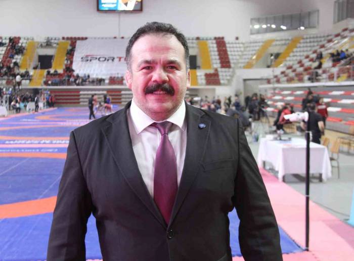 Dursun Gözel: "Japonya’da Düzenlenecek İşitme Engelliler Yaz Olimpiyat Oyunları’na Son Sürat Çalışıyoruz"