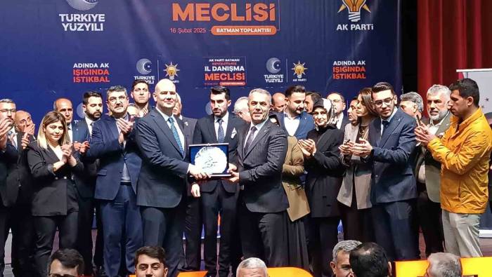 Batman’da Chp’den İstifa Eden 514 Kişi Ak Parti’ye Geçti
