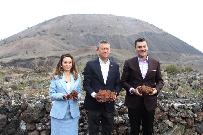 Chp Genel Başkanı Özel ’kurultay Tartışmaları’ İle İlgili Konuştu