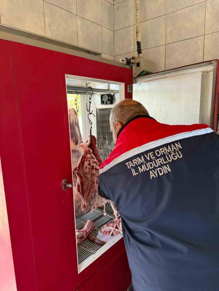 Koçarlı’daki Kasaplar Denetlendi