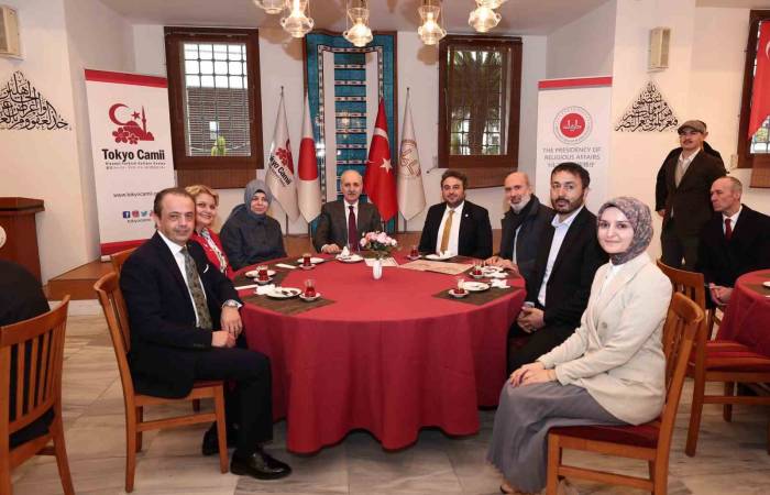 Tbmm Başkanı Kurtulmuş, Tokyo Camii’ni Ve Yunus Emre Enstitüsü’nü Ziyaret Etti