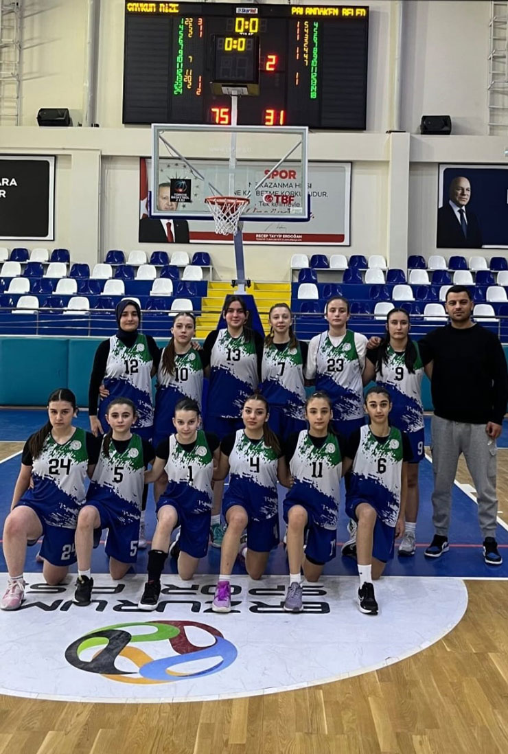 caykur-rizespor-u16-kiz-basketbol-takimi-bolge-sampiyonasina-firtina-gibi-basladi.jpg