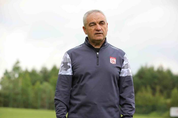 Sivasspor’un Yeni Teknik Direktörü Rıza Çalımbay Oldu