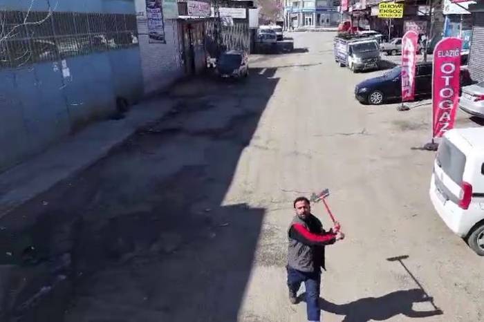 ‘Dron Gören Masum İşçi’ Neye Uğradığını Şaşırdı