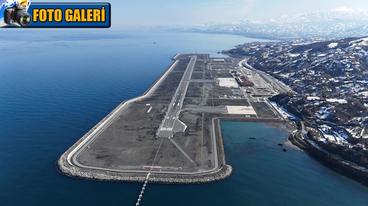 turkiyenin-denize-dolgu-ikinci-havalimani-olma-ozelligini-tasiyan-rize-artvin-havalimani-bolge-insani-ve-turistlerin-ulasiminda-buyuk-kolaylik-sagladi.jpg