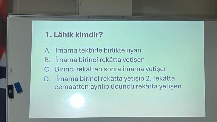 rize-il-muftulugu-manevi-danismani-hasan-kuloglu-rehberliginde-yesilcay-kyk-yurdunda-duzenlenen-bilgi-yarismasinda-dereceye-giren-recep-tayyip-erdogan-universitesi-ogr-3.jpg