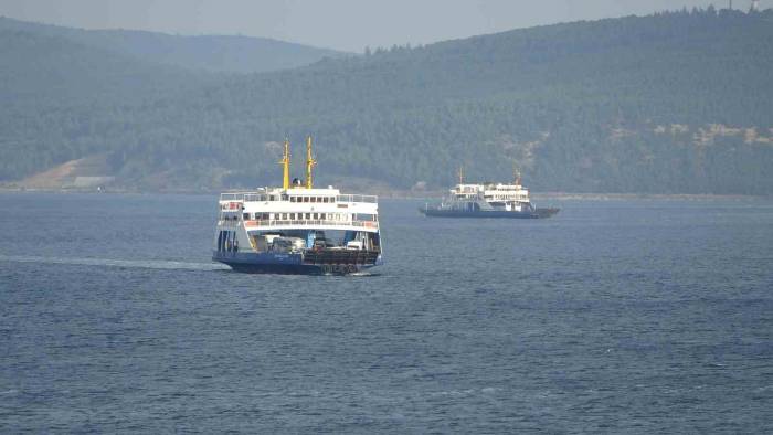 Bozcaada’ya Bazı Feribot Seferleri İptal Edildi
