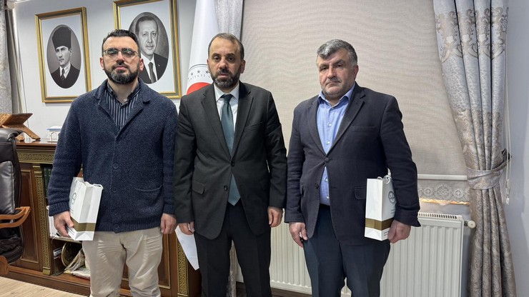 rizede-hafizlar-ve-kuran-i-kerimi-guzel-okuyanlar-yaristi-6.jpg