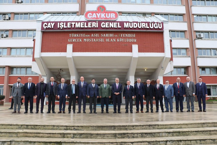 hayati-yazici-caykur-genel-muduru-yusuf-ziya-alime-ziyarette-bulundu-1.jpg