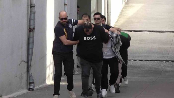 Engelli Karısına ’akülü Araç’ Almak İsterken Dolandırıldı, Polis Şebekeyi Çökertti