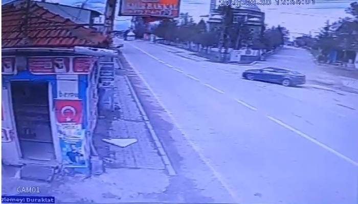 20 Yaşındaki Motosiklet Sürücüsünün Öldüğü Kaza Güvenlik Kamerasında