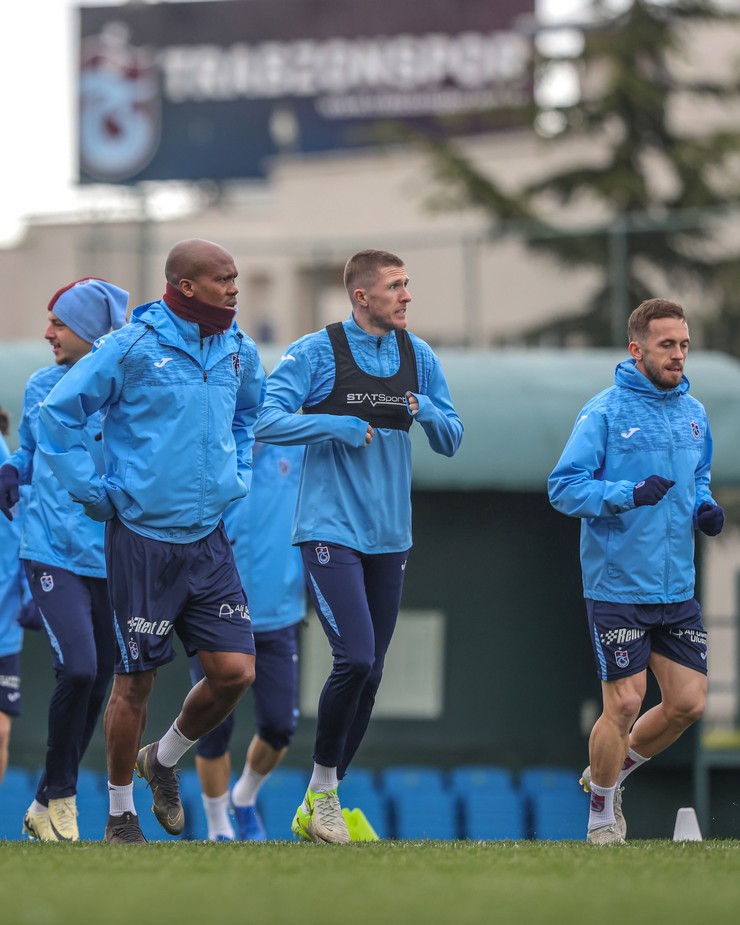 trabzonsporda-caykur-rizespor-maci-hazirliklari-basladi-2.jpg