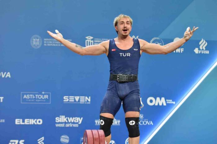 Milli Halterci Yusuf Fehmi Genç’ten Rekorlar Gelen Avrupa Şampiyonluğu