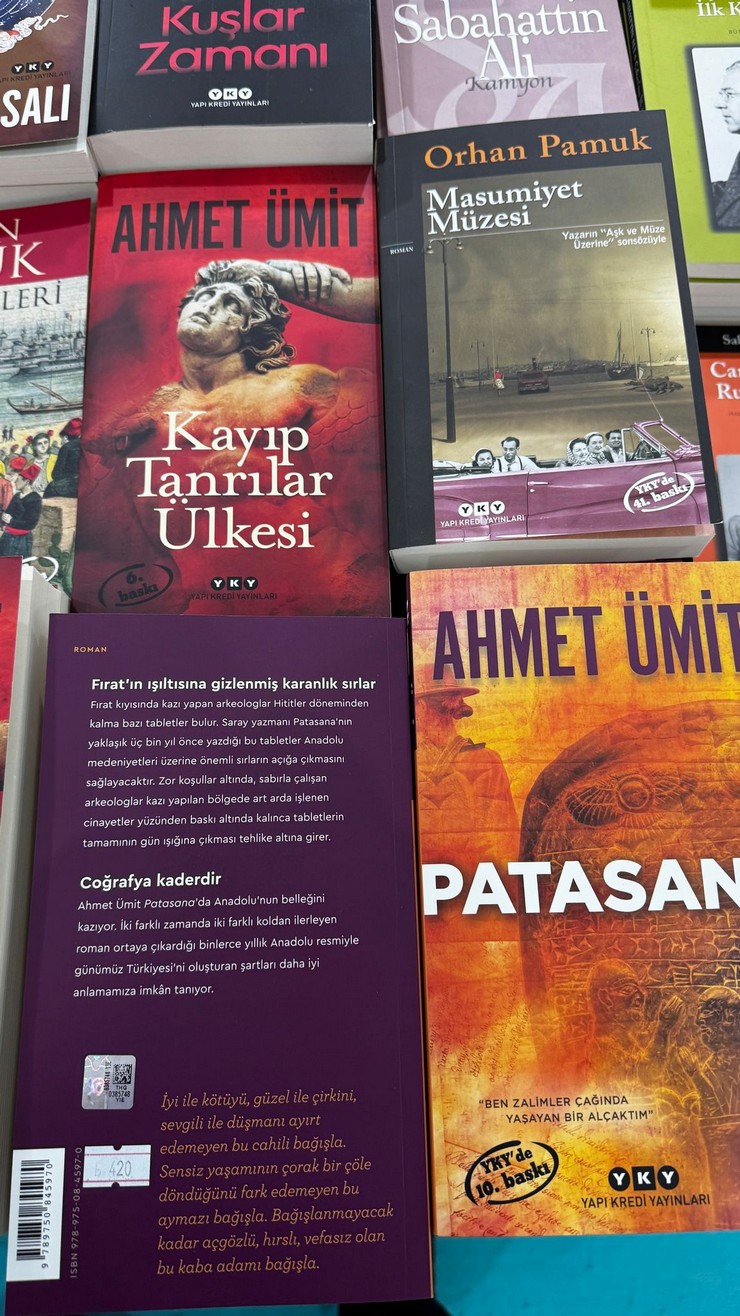 rize-kitap-fuarinda-farkli-yayinevlerine-ait-rastgele-secilen-8-kitabin-fiyatlari-internetteki-en-iyi-kitap-satis-siteleriyle-karsilastirildi-ortaya-yuzde-75lik-bir-13.jpg