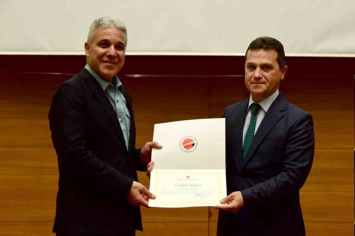 Prof. Dr. Arslan: "Bugünkü En Kritik Savaş, Siber Güvenlik Savaşı"