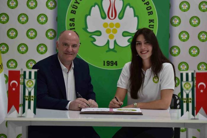 Manisa Bbsk, Voleybol’da Ece Kozdere’yi Kadrosuna Kattı