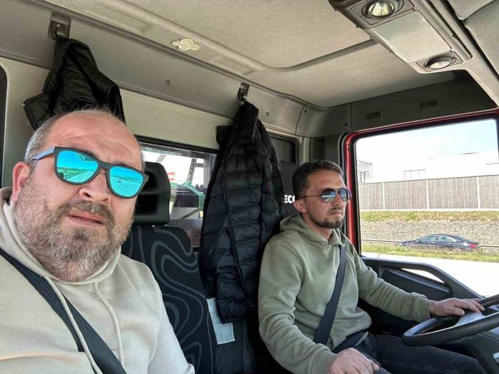 Gurbetçilerden Türkeli’ye İtfaiye Aracı