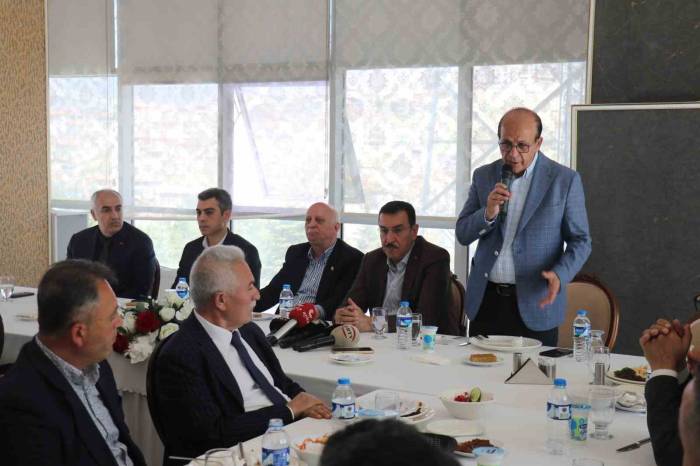 Başkan Geçit: "Çiftçimizin Yanındayız, Süreci Yakından Takip Ediyoruz"