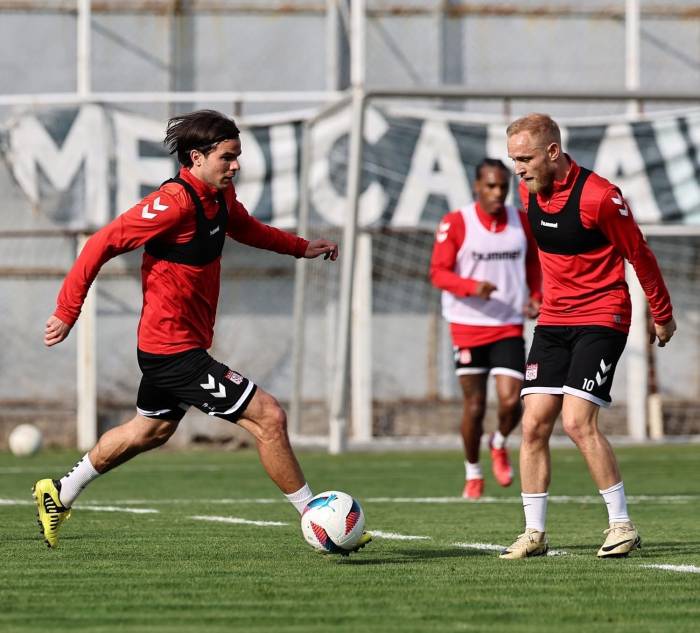 Sivasspor’da Antalyaspor Maçı Hazırlıkları Sürüyor