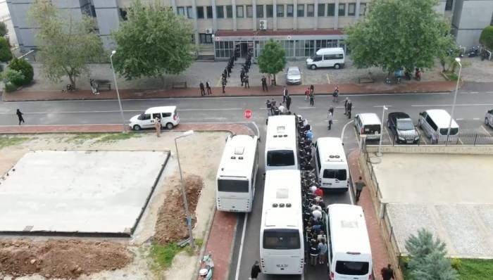 İki Silahlı Suç Örgütüne Yönelik Operasyonda 73 Şüpheli Gözaltına Alındı