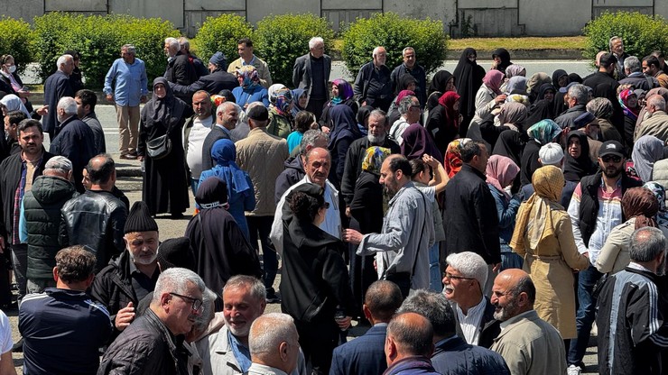 diyanet-isleri-baskanligi-2025-yili-hac-organizasyonu-kapsaminda-kutsal-topraklara-gidecek-olan-rizeli-haci-adaylari-duzenlenen-torenle-dualar-esliginde-ugurlandi-3.jpg