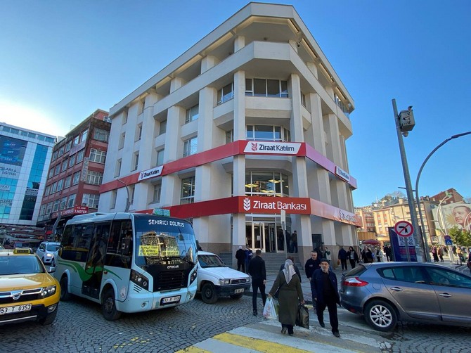 rize-meydani-buyutuluyor-5.jpg