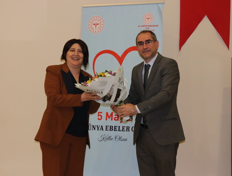 5-mayis-dunya-ebeler-gunu-rizede-il-saglik-mudurlugunun-ev-sahipliginde-anlamli-bir-etkinlikle-kutlandi-6.jpg