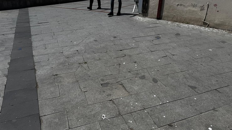 rize-meydani-alarm-veriyor-catlaklar-ve-gocme-tehlikesi-gozlemlendi-6.jpg