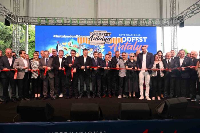 "Antalya’dan Dünyaya" Lezzet Yolculuğu Başladı