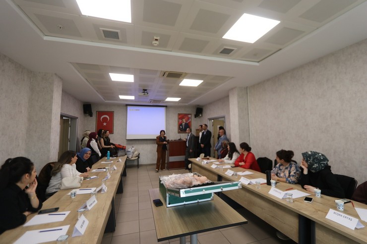 rizede-ebelere-normal-dogum-eylem-plani-egitimi-basladi-8.jpg