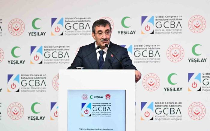 Cumhurbaşkanı Yardımcısı Cevdet Yılmaz, "Türkiye Olarak Bağımlılıkla Mücadele Sadece Sağlıkta Değil, Eğitim, Toplum Ve Dijital Yaşam Boyutları İle Sürdürüyoruz"