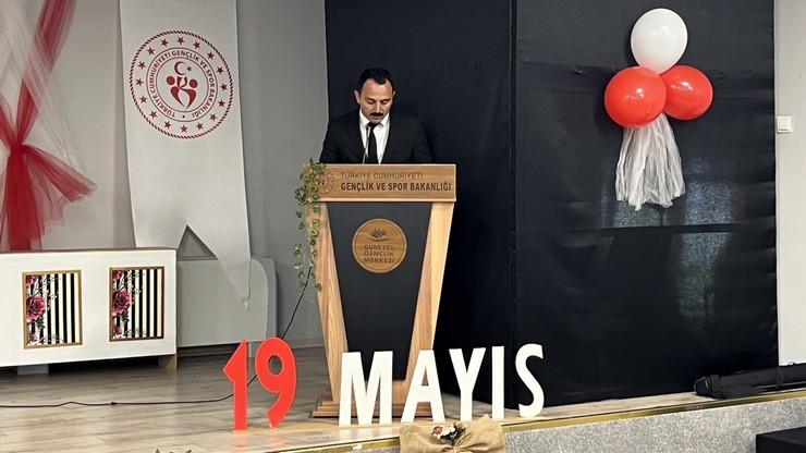 guneysu-genclik-merkezinden-genclik-haftasina-damga-vuran-etkinlikler-sanat-sahne-ve-zeka-bir-arada-3.jpg