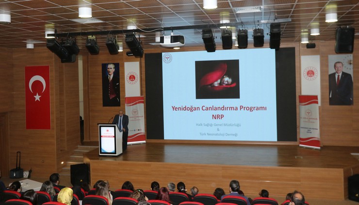 rizede-yenidogan-canlandirma-egitimi-duzenlendi-3.jpg