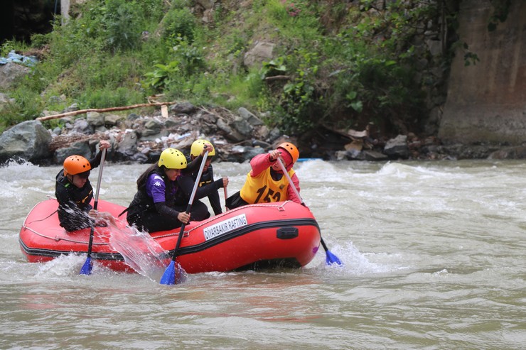 turkiye-kano-federasyonu-tarafindan-rizede-duzenlenen-turkiye-rafting-sampiyonasi-yarislari-tamamlandi-1.jpg