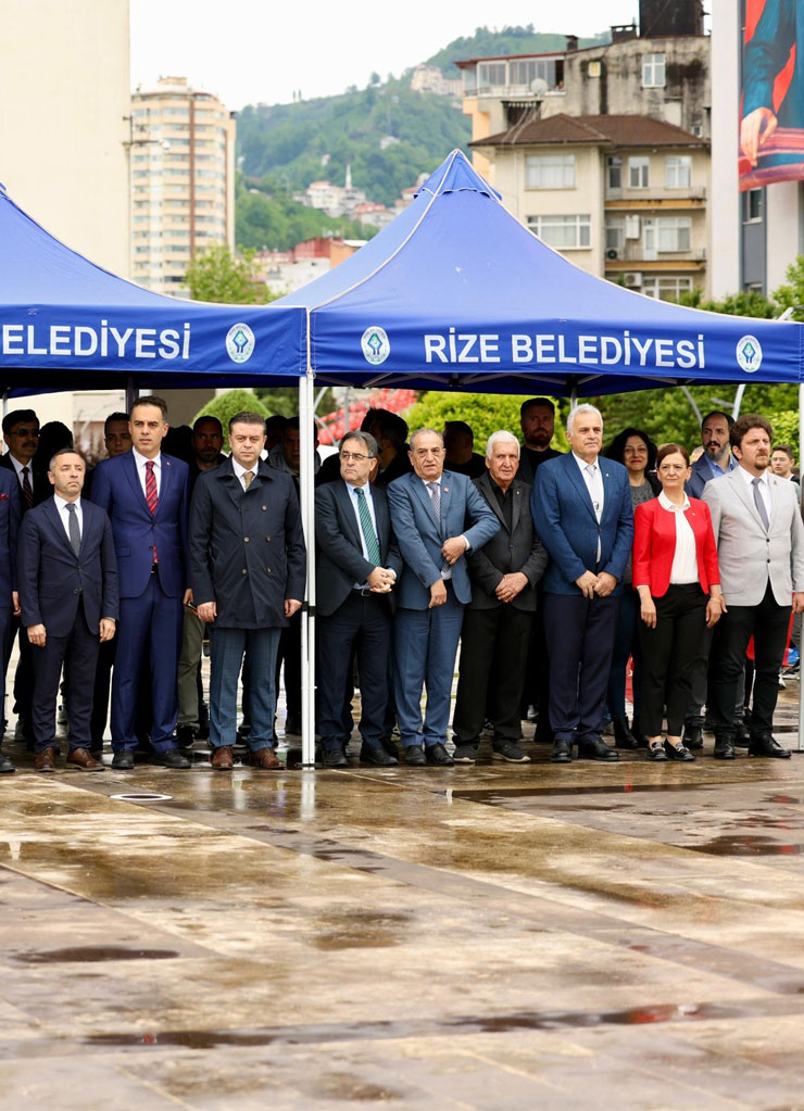 rizede-19-mayis-coskusu-genclik-ve-spor-bayrami-torenlerle-kutlandi-2.jpg
