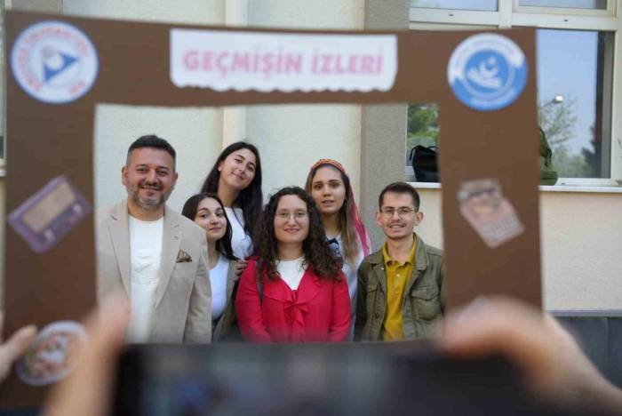 Bu Sergiyi Ziyaret Edenler Geçmişi Yaşadı