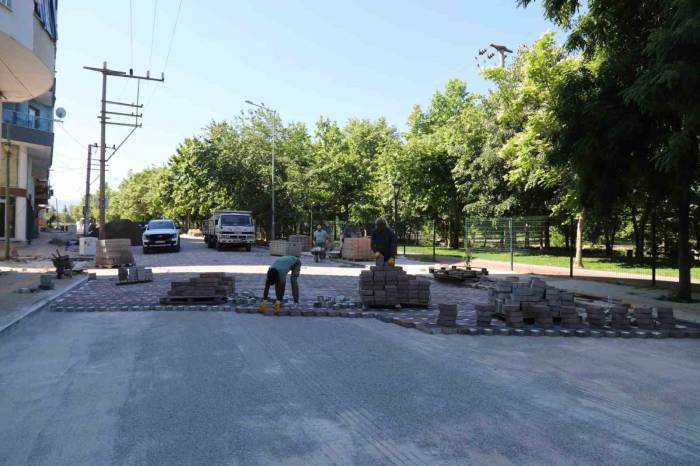 Turgutlu’nun Yolları Yenileniyor
