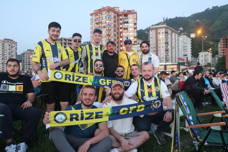 rizede-fenerbahce-bekonun-thy-avrupa-ligi-dortlu-final-sampiyonluk-maci-dev-ekranda-takip-edildi-1.jpg